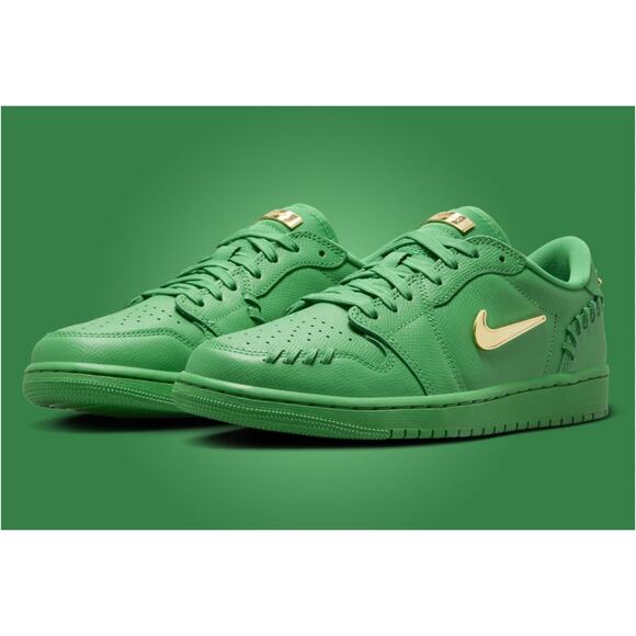 Jordan 1 Low Method of Make Lucky Green Women - Picture 1 of 8